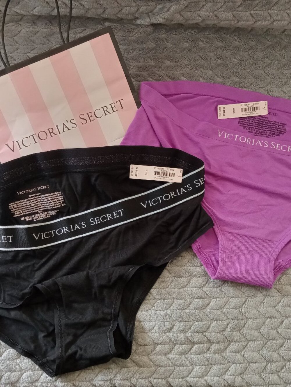 NWT Victoria's Secret Black & Purple Size XL Hiphugger/Hipster Panty Pair Bundle